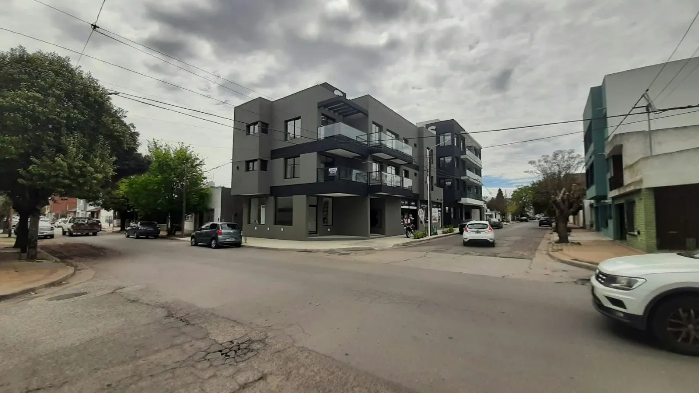 departamento en Moreno esq. Pinto, , Tandil en venta a USD 90.000