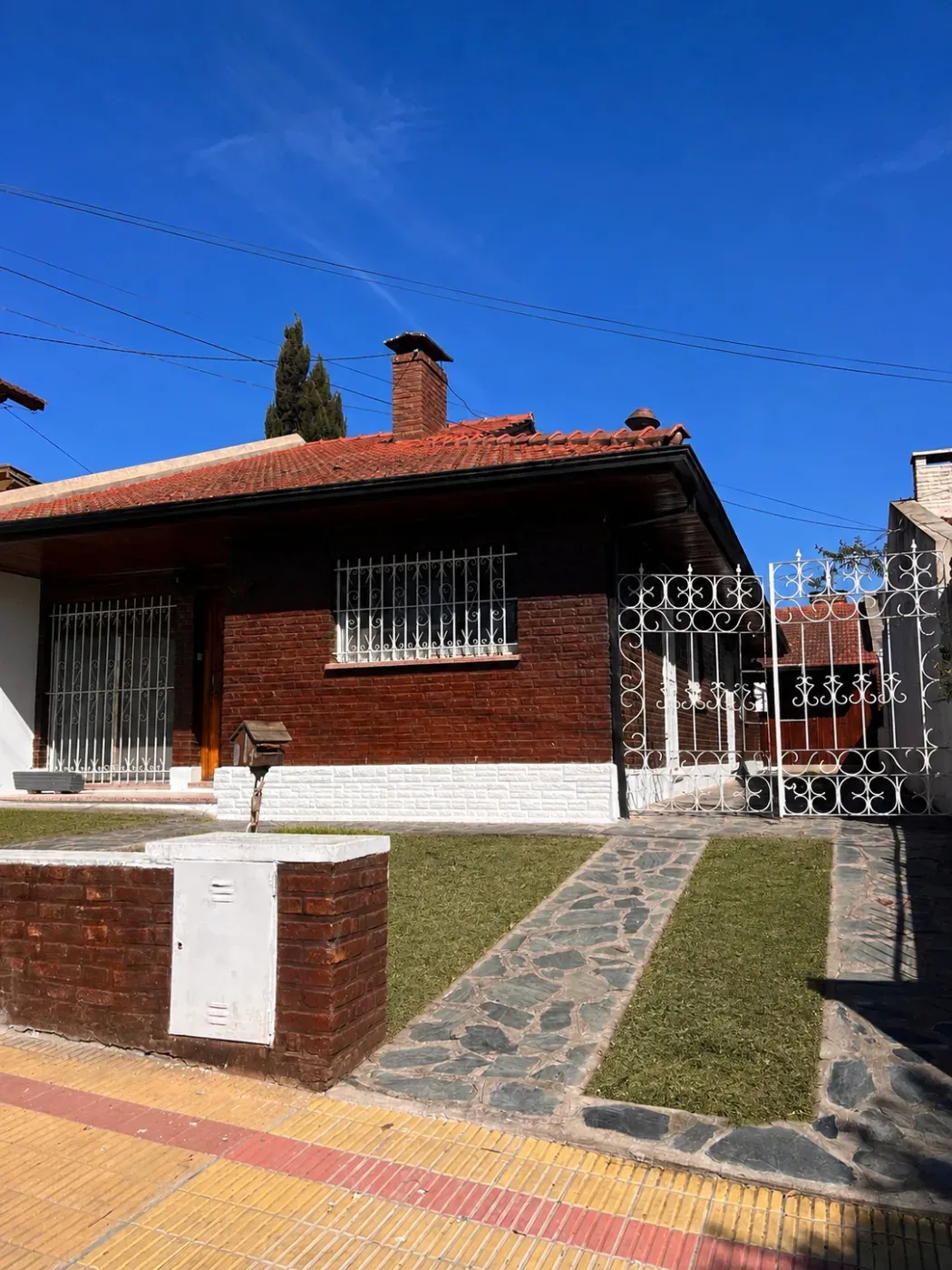 casa en avenida Dorrego 100, , Tandil en venta a USD 180.000