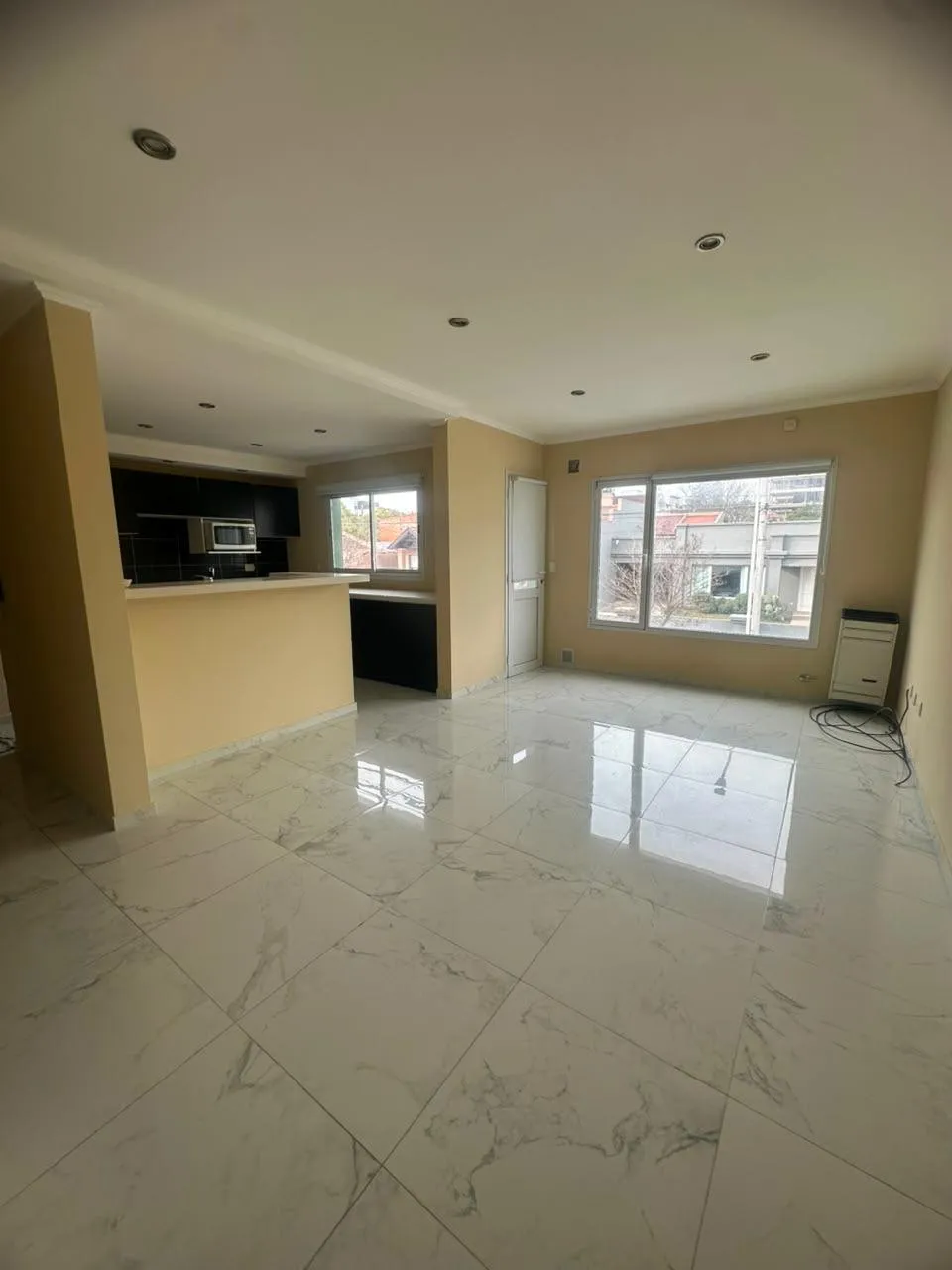 departamento en Constitucion 1200, , Tandil en venta a USD 83.000