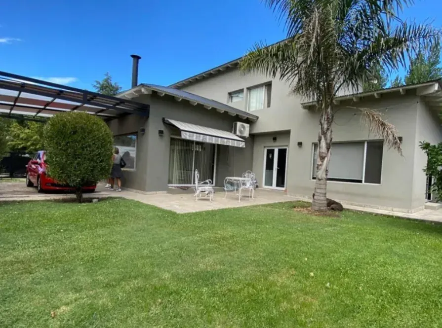casa en Golf  , , Tandil en venta a USD 350.000