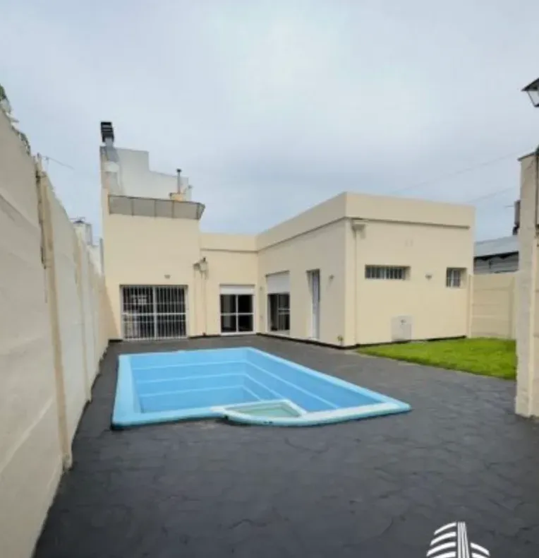 casa en Sarmiento 1754, , Tandil en venta a USD 250.000